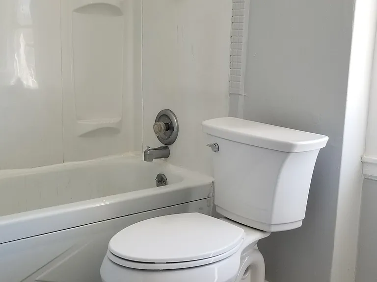 126 Seymour St #126 — Photo 16