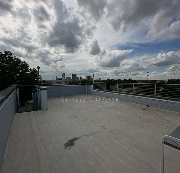 225 S Pine St #202 — Photo 25
