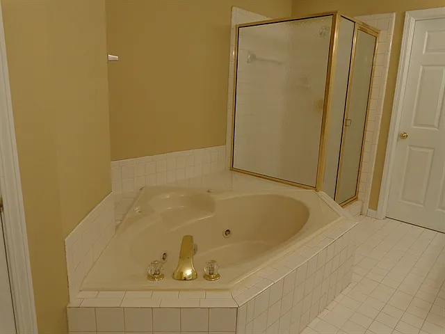 4260 Riverlake Way — Photo 14