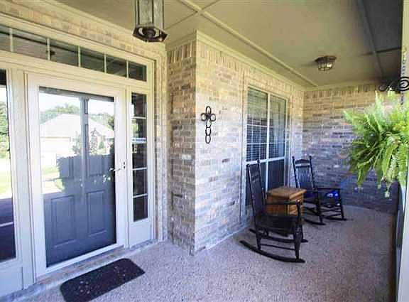 2nd image of 3968 Chapel Woods Blvd