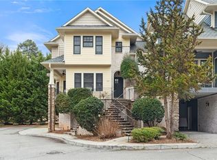 160 Park Pointe Cir, Winston Salem, NC 27106