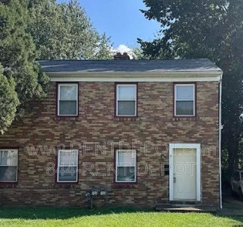 2 bed, 1.0 bath, 990 sqft, $795 — Photo 1