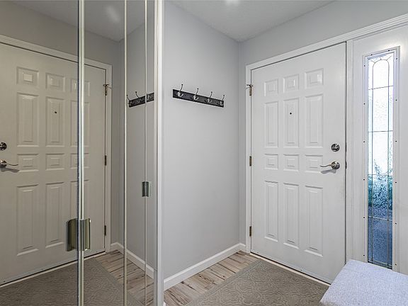 5th image of 595 Yates Rd #126