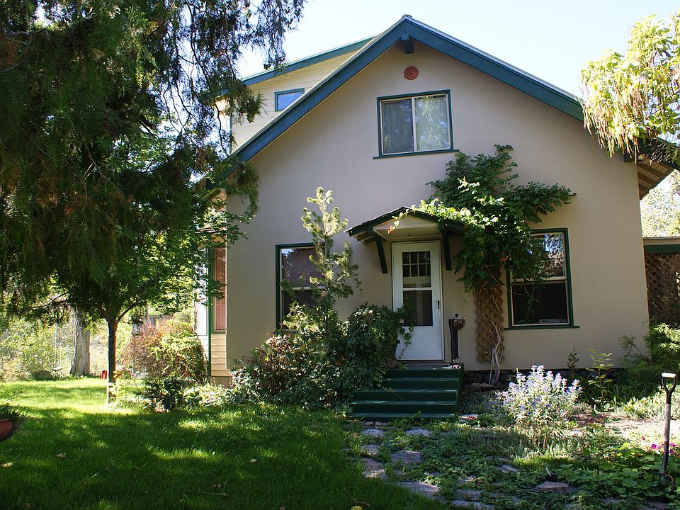 1012 Rogers St, Okanogan, WA 98840 Zillow