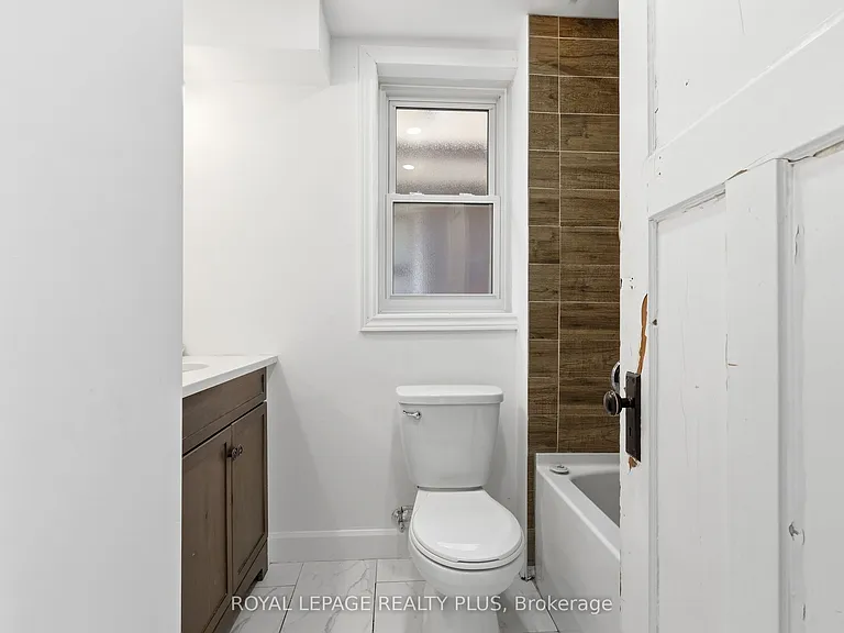 115 Kensington Ave N — Photo 18