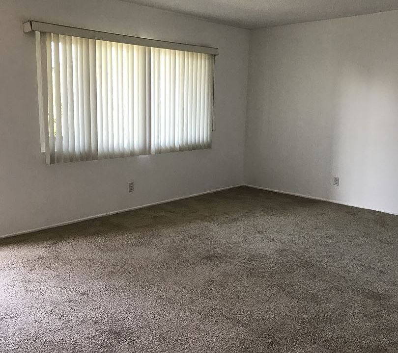 2nd image of 21020 Reynolds Dr APT 4