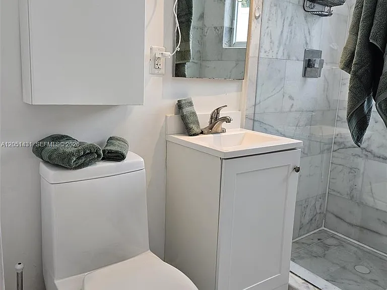 918 Jefferson Ave #8 — Photo 23