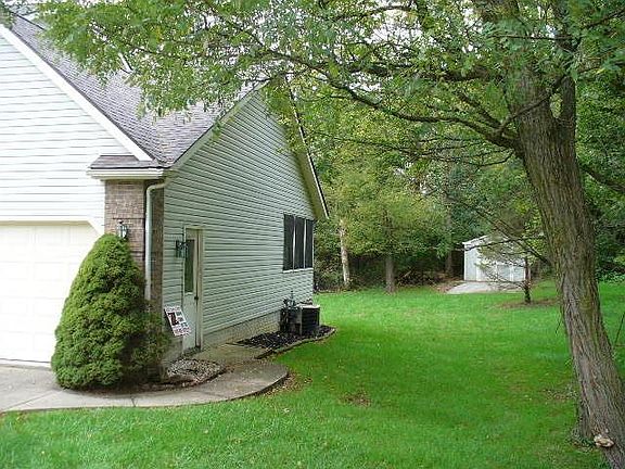 2nd image of 1282 Bluejack Ln