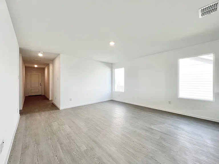 10029 Muntjac Dr — Photo 14