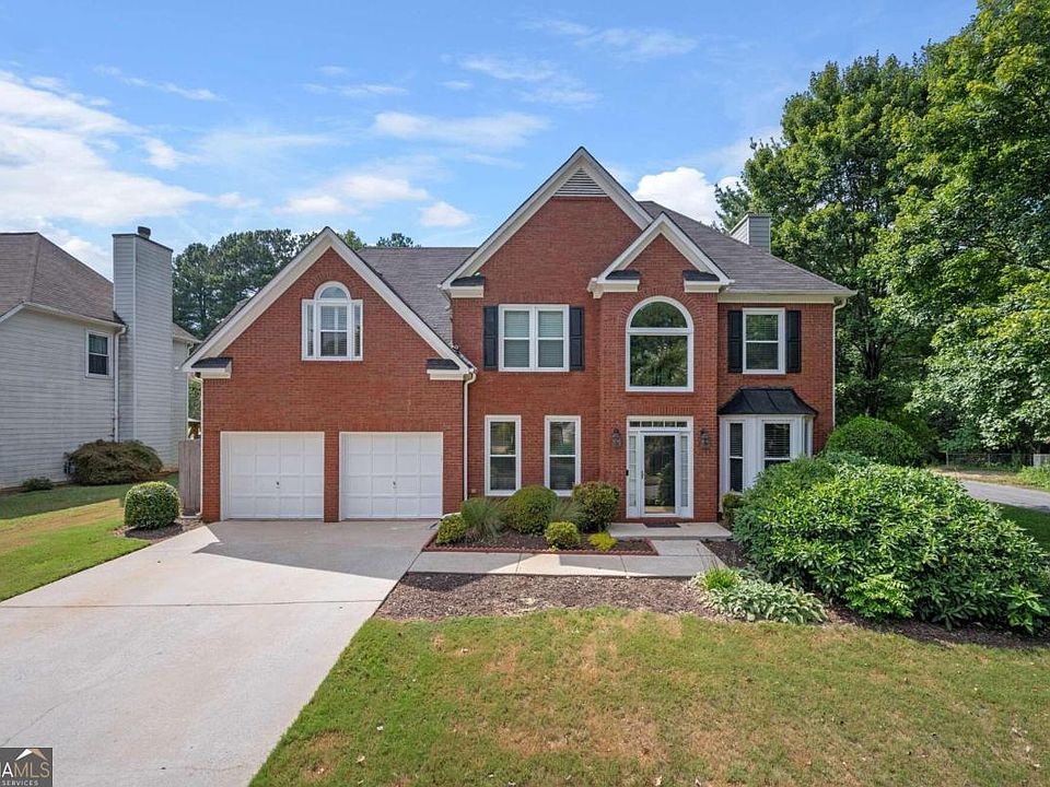 1st image of 2021 Grove Park Ct
