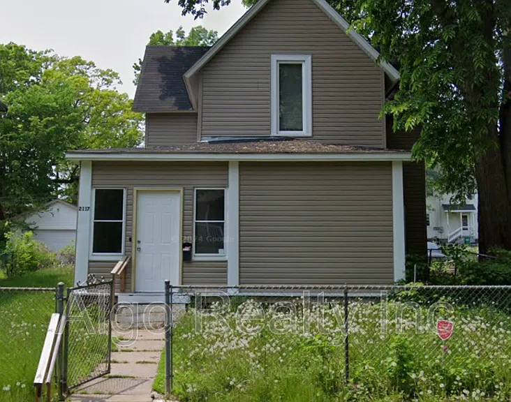 2117 Ilion Ave N — Photo 14