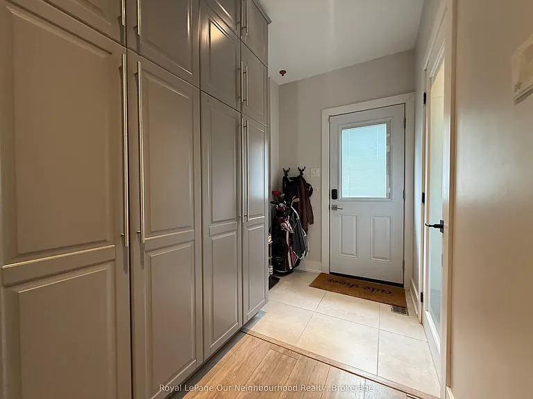 48 Albani St #UPPER — Photo 23