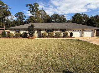 22022 Nelson St, Robertsdale, AL 36567
