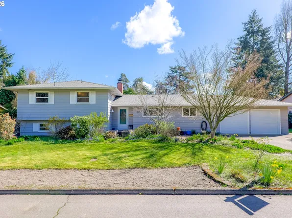 355 Stadium Dr S, Monmouth, OR 97361