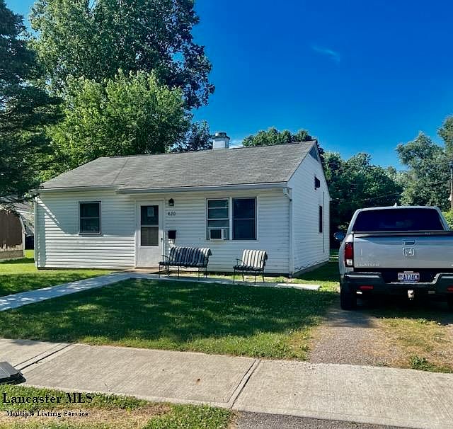 2nd image of 820 Cherokee Dr