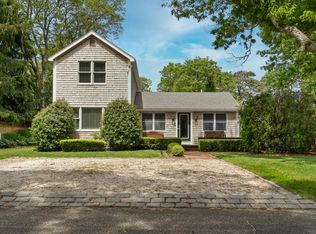35 Vineyard Avenue Ext, Oak Bluffs, MA 02557