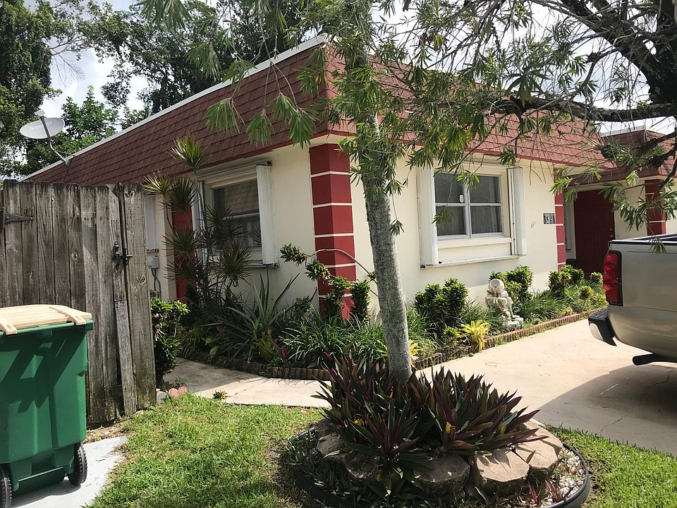 2nd image of 7397 NW 76th St
