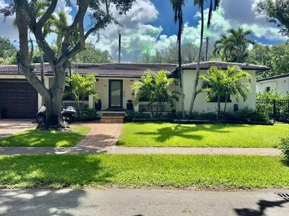 1011 Pizarro St, Coral Gables, FL 33134
