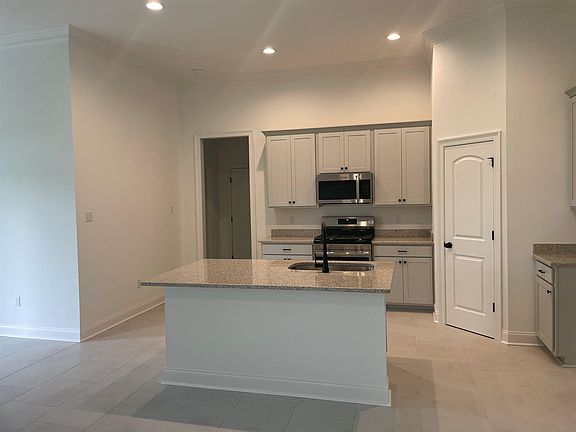 3rd image of 101 Rue Jeanette