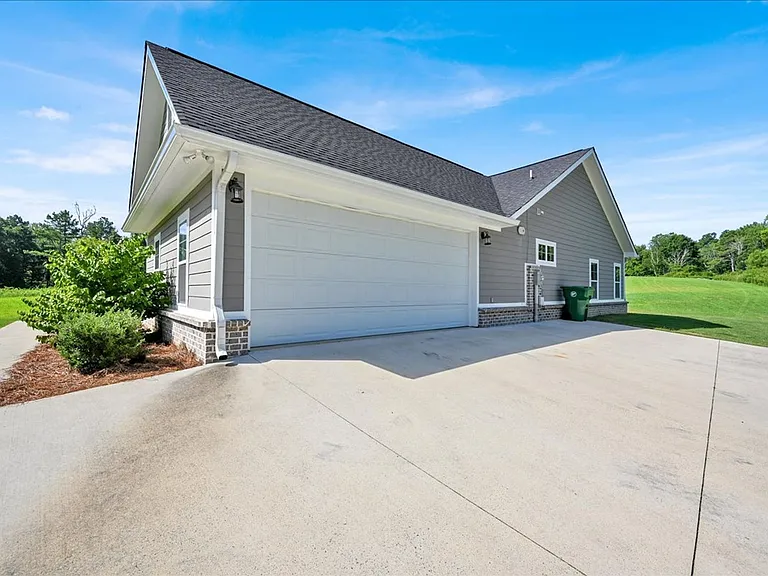 515 County Road 1329 — Photo 28
