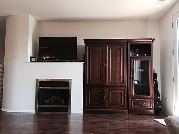 5th image of 1914 Farnsworth Ln Unit 203