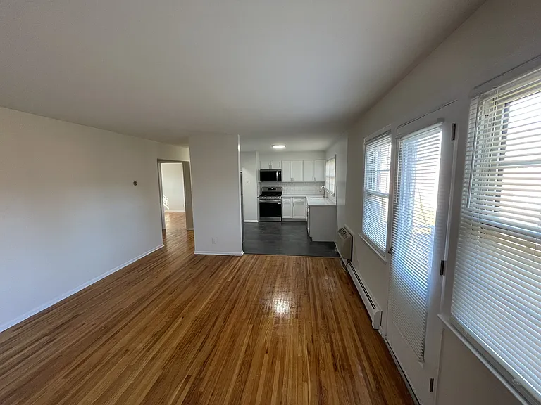 249 N Middletown Rd — Photo 24