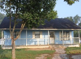 137 Aristocrat Ln, Mount Airy, NC 27030