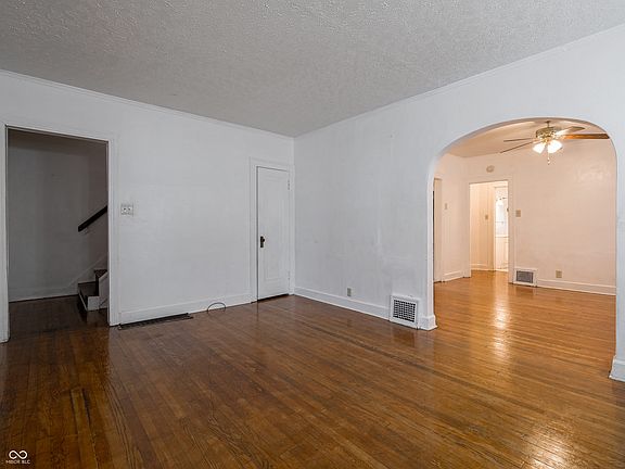 5th image of 1026 W 35th St