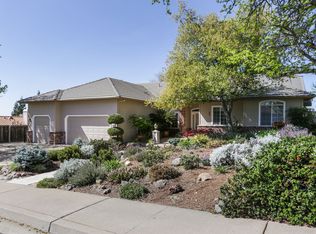 814 Mesa Vista Way, Auburn, CA 95603