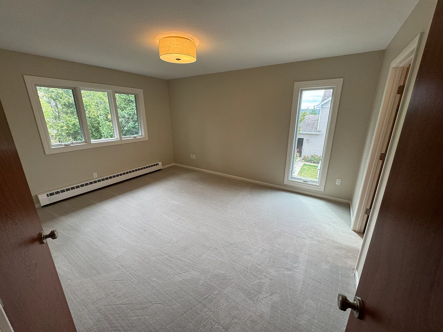 3 bed, 1600 sqft, $2,600 — Photo 4