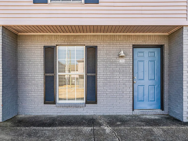 The Block Townhomes — Photo 22