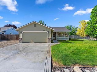8281 W War Bonnet Dr, Boise, ID 83709