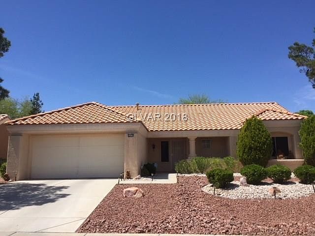 1st image of 2529 Highvale Dr