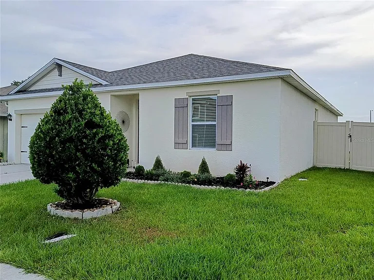 409 Corso Loop — Photo 13