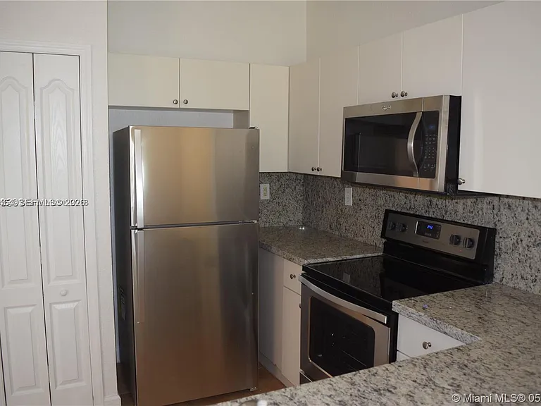 17720 NW 73rd Ave #105 — Photo 9
