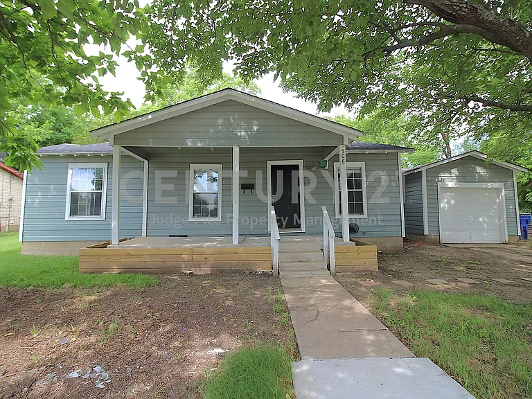 508 Elizabeth Ln — Photo 1
