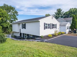 5 Pine St, Middletown, NY 10940