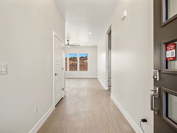 5th image of 372 N 2830 W #309