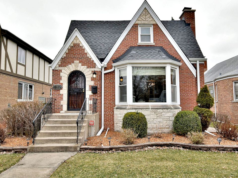1st image of 1829 N 75th Ave