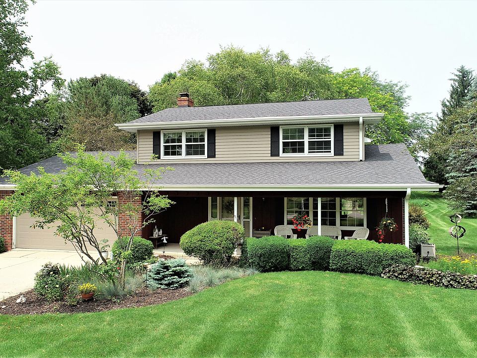 1st image of 8508 W Hillview Dr