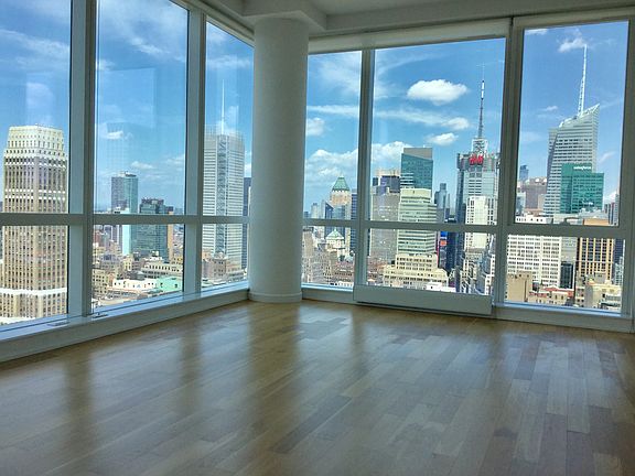 4th image of 885 6th Ave APT 40E