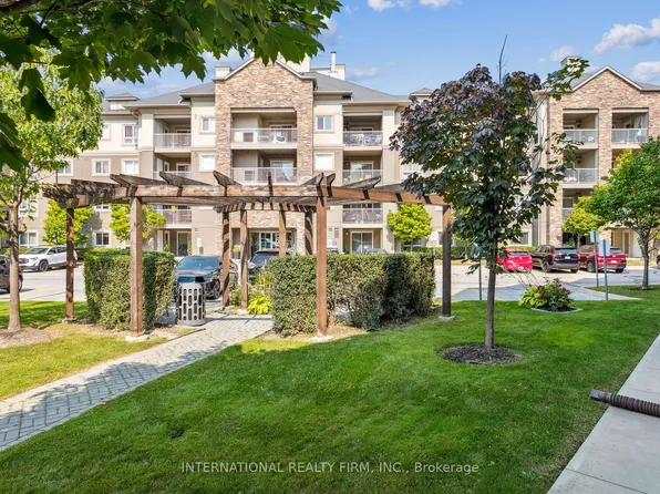 6 Dayspring Cir #2113, Brampton, ON L6P 2Z6