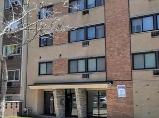 6611 N Sheridan Rd #1B-1BA, Chicago, IL 60626