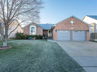 2350 N Sandplum St, Wichita, KS 67205