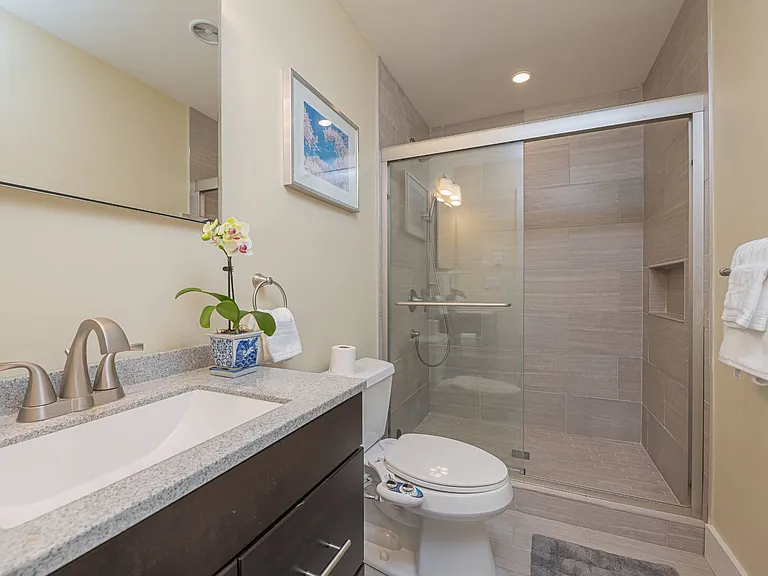 55 Shinnecock Rd #A — Photo 11