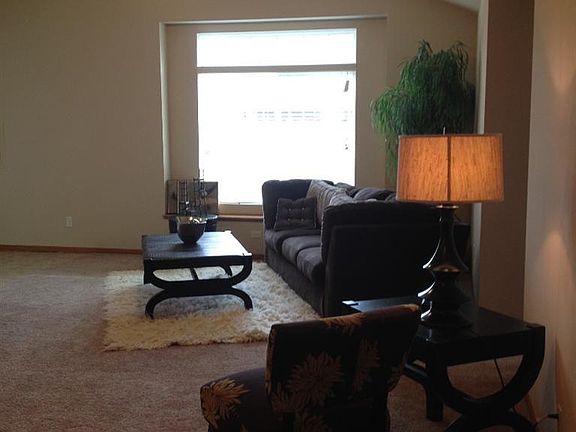 3rd image of 5757 Brendon Ln