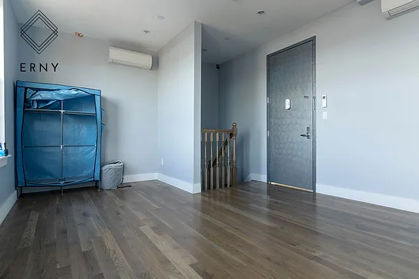 Rented by ERNY LLC | media 3