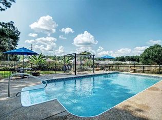200 Bedford Dr, Brandon, MS 39047