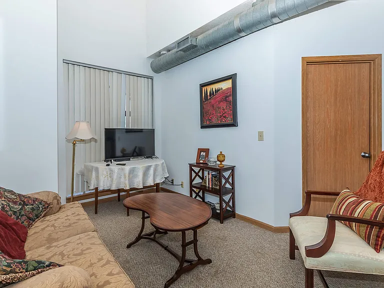 Armory Loft — Photo 36