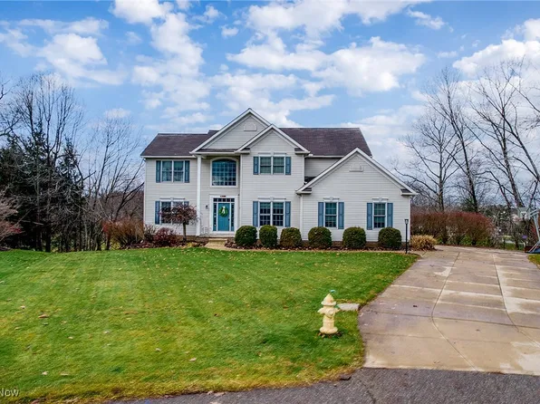 4212 Devonshire Ct, Akron, OH 44321